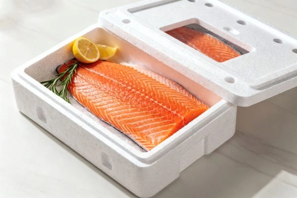 EPS Insulated Container for Fresh Salmon Preservation in Food Cold Chain Logistics