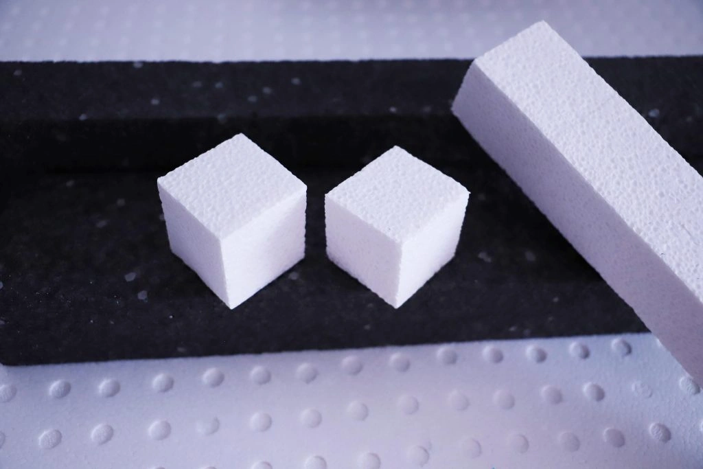 EU-Standard Eco-Friendly FHE-N-HBCD Flame Retardant EPS Products Showcasing Sustainable Design